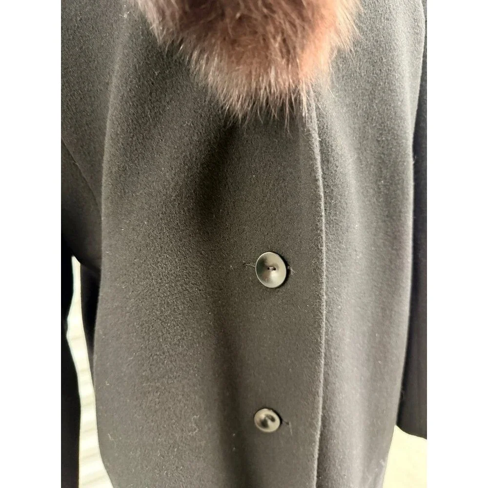 Katherine Kelly Black Wool and Cashmere Coat with Fox Fur Trim